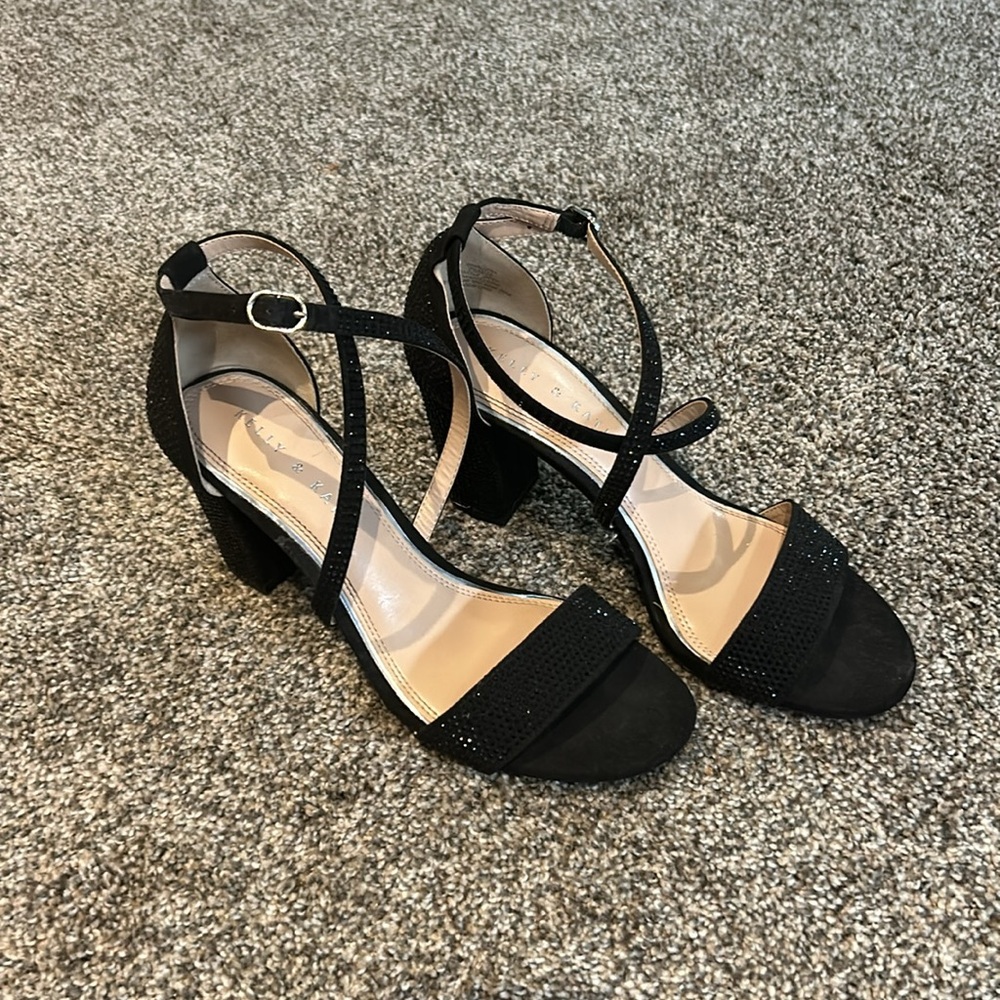 Kelly & Katie Black High Heels